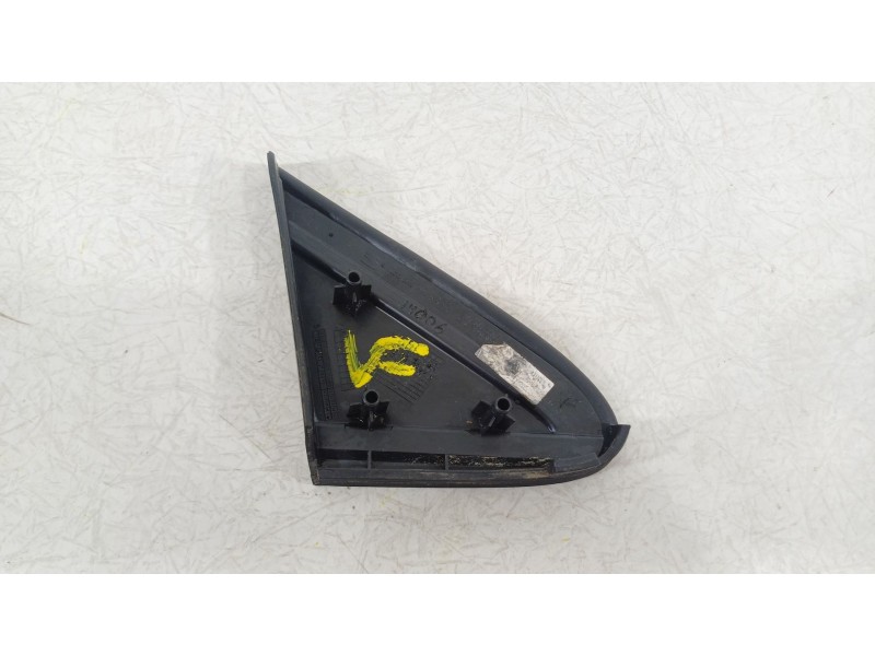 Recambio de moldura para seat arona (kj7, kjp) 1.0 tsi referencia OEM IAM 6F9853273F  