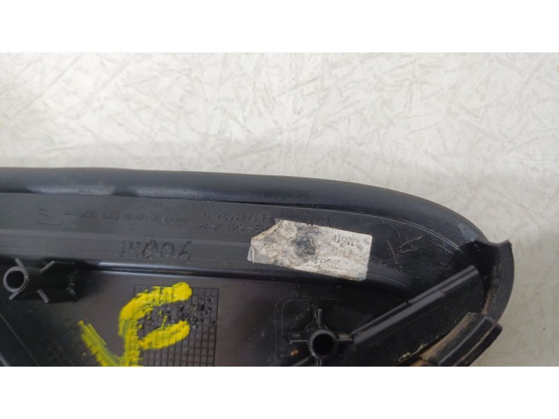 Recambio de moldura para seat arona (kj7, kjp) 1.0 tsi referencia OEM IAM 6F9853273F  