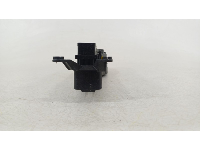 Recambio de palanca freno de mano para kia niro (de) 1.6 gdi hybrid referencia OEM IAM 93335AT040  