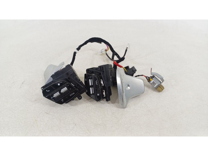 Recambio de mando volante para kia niro (de) 1.6 gdi hybrid referencia OEM IAM 96700CV990FHV 96780AT000 96770AT000