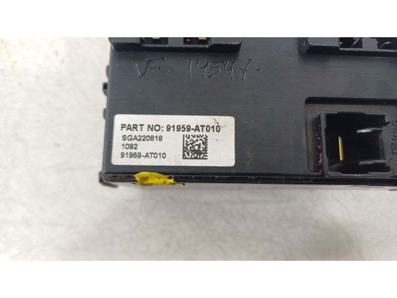 Recambio de caja reles / fusibles para kia niro (de) 1.6 gdi hybrid referencia OEM IAM 91959AT010  
