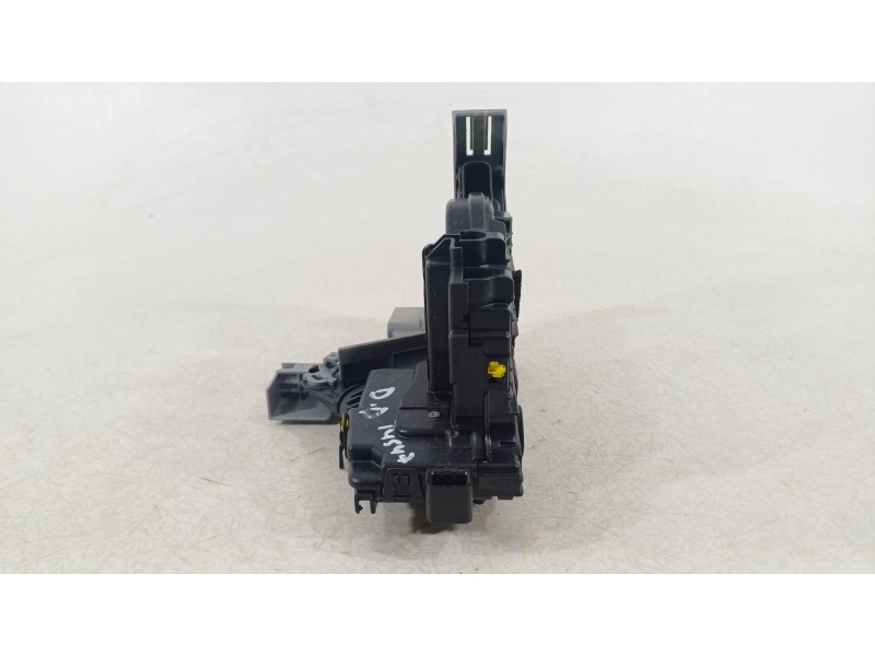 Recambio de cerradura puerta delantera derecha para kia niro (de) 1.6 gdi hybrid referencia OEM IAM 81320AT110  