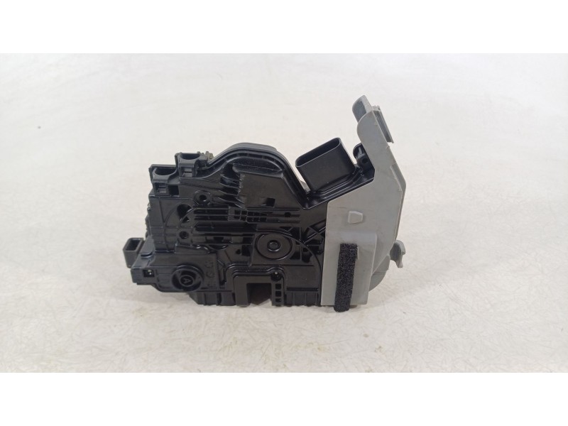 Recambio de cerradura puerta delantera derecha para kia niro (de) 1.6 gdi hybrid referencia OEM IAM 81320AT110  