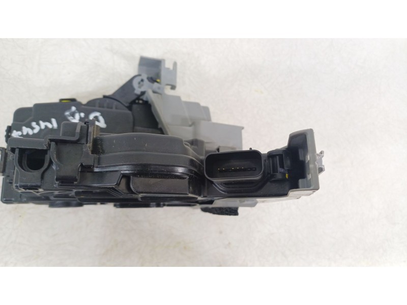 Recambio de cerradura puerta delantera derecha para kia niro (de) 1.6 gdi hybrid referencia OEM IAM 81320AT110  