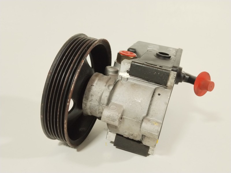 Recambio de bomba direccion para ssangyong rexton 2.9 td gls referencia OEM IAM 1614604680  