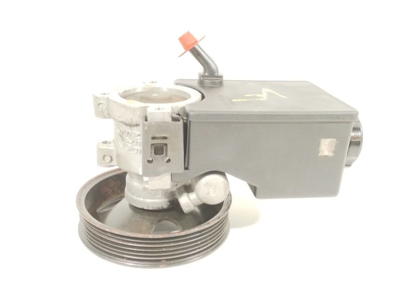 Recambio de bomba direccion para ssangyong rexton 2.9 td gls referencia OEM IAM 1614604680  