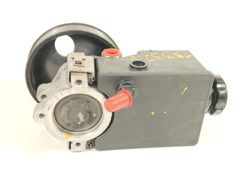 Recambio de bomba direccion para ssangyong rodius xdi referencia OEM IAM 6654602880  