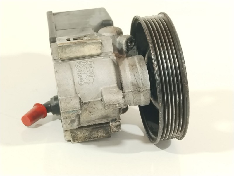 Recambio de bomba direccion para ssangyong rodius xdi referencia OEM IAM 6654602880  