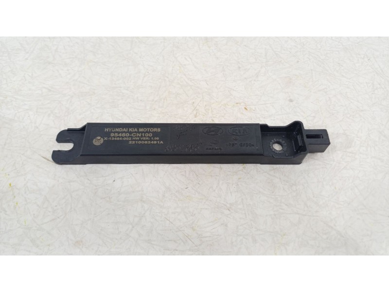 Recambio de antena para kia niro (de) 1.6 gdi hybrid referencia OEM IAM 95460CN100  