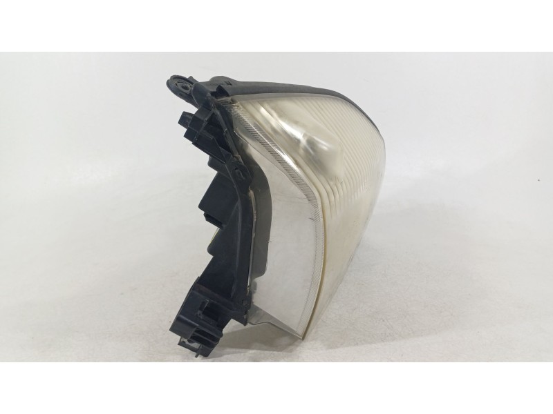 Recambio de faro derecho para nissan x-trail (t30) comfort referencia OEM IAM 260108H925  