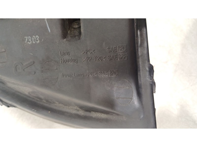 Recambio de faro derecho para nissan x-trail (t30) comfort referencia OEM IAM 260108H925  