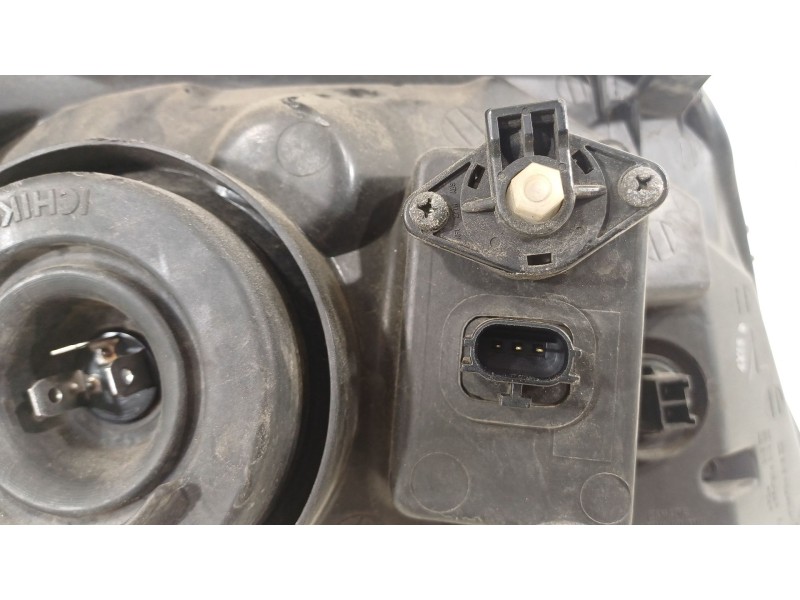 Recambio de faro izquierdo para nissan x-trail (t30) comfort referencia OEM IAM 260608H925  