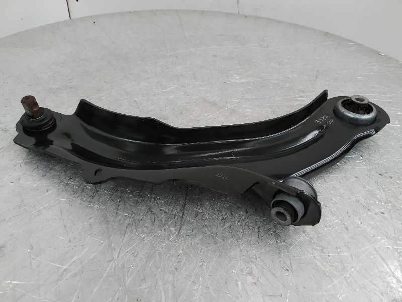 BRAZO SUSPENSION INFERIOR DELANTERO DERECHO 545047954R 