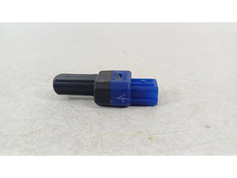 Recambio de interruptor para kia niro (de) 1.6 gdi hybrid referencia OEM IAM 93810J3000  