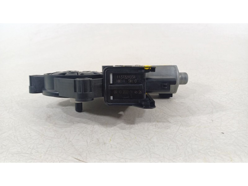 Recambio de motor elevalunas delantero derecho para kia niro (de) 1.6 gdi hybrid referencia OEM IAM 82460AT100  