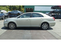 toyota avensis (_t25_) del año 2008