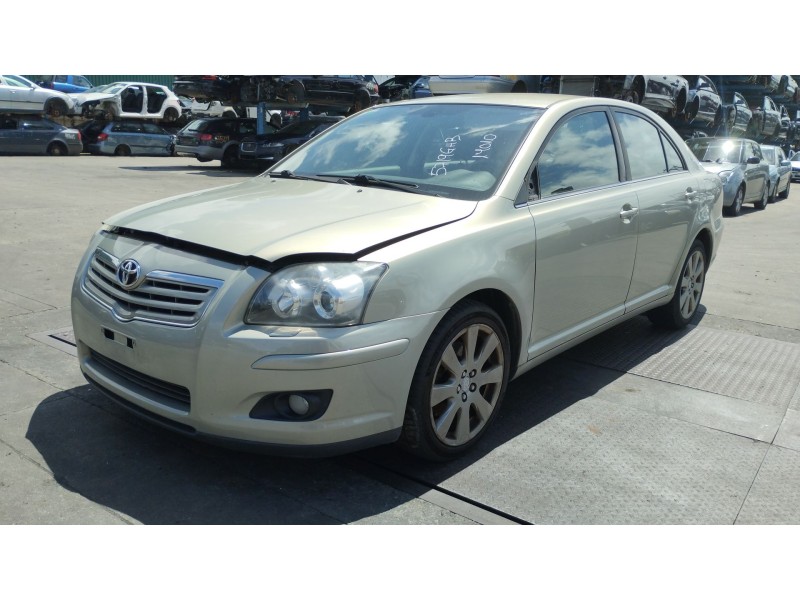 toyota avensis (_t25_) del año 2008