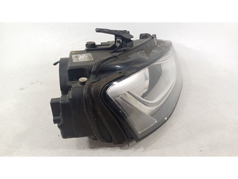Recambio de faro derecho para audi a4 b8 (8k2) 2.0 tdi referencia OEM IAM 8K0941044C  