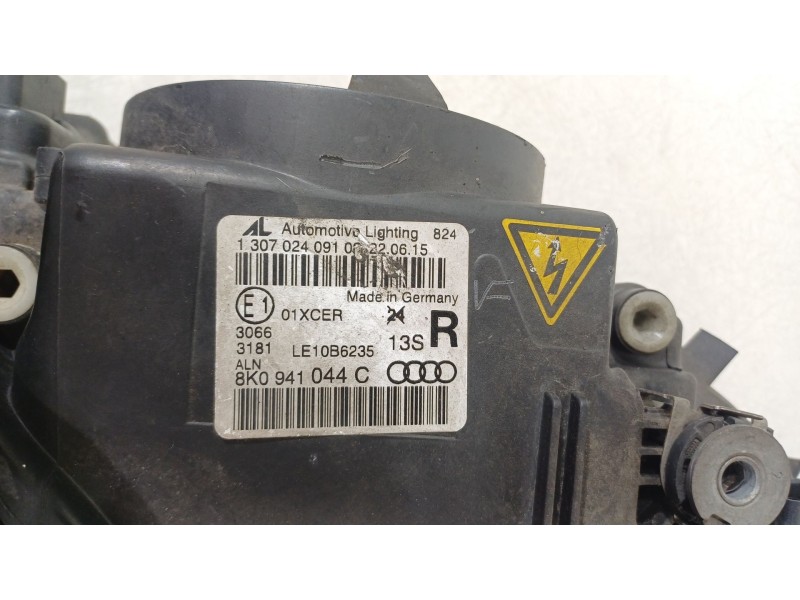 Recambio de faro derecho para audi a4 b8 (8k2) 2.0 tdi referencia OEM IAM 8K0941044C  