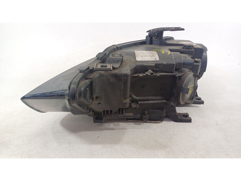 Recambio de faro derecho para audi a4 b8 (8k2) 2.0 tdi referencia OEM IAM 8K0941044C  