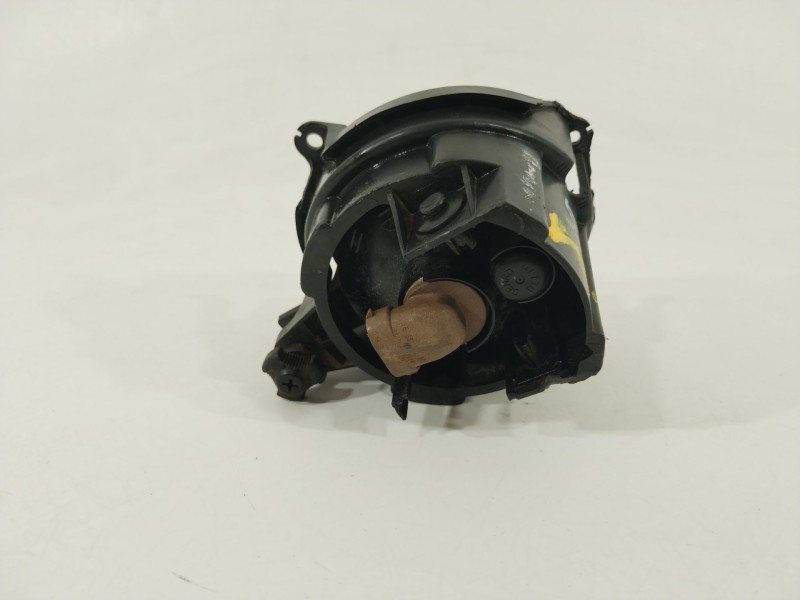 Recambio de faro antiniebla izquierdo para ssangyong actyon i 200 xdi 4wd referencia OEM IAM 8320121001  