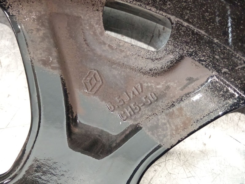 Recambio de llanta para dacia duster ii sl 2019 referencia OEM IAM 403006285R  