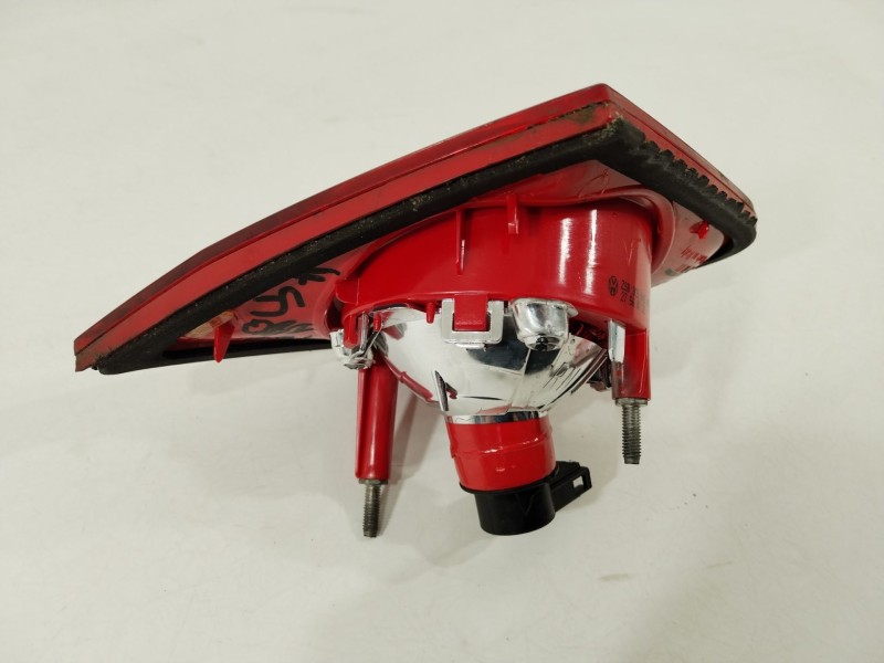 Recambio de piloto trasero izquierdo en porton para volkswagen passat berlina (3c2) advance plus referencia OEM IAM 3C5945093E  