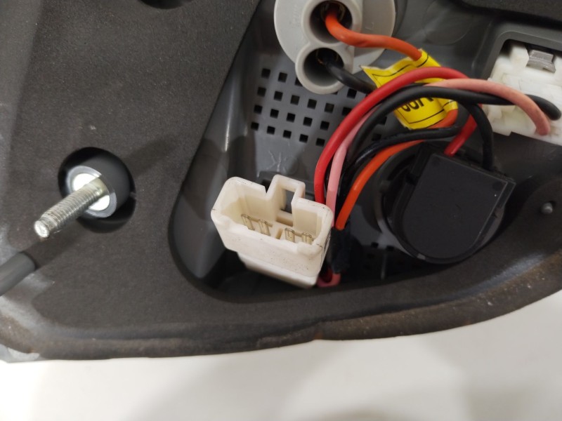 Recambio de piloto trasero izquierdo en porton para hyundai i40 city s blue referencia OEM IAM 924033Z300  