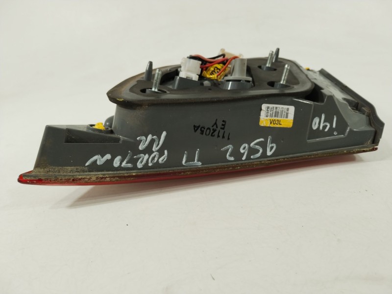 Recambio de piloto trasero izquierdo en porton para hyundai i40 city s blue referencia OEM IAM 924033Z300  