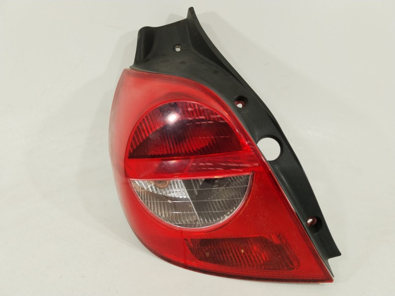 Recambio de piloto trasero izquierdo para renault clio iii exception referencia OEM IAM 8200459962  