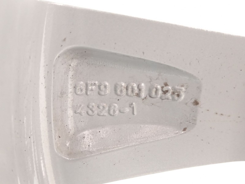 Recambio de llanta para seat arona xperience referencia OEM IAM 6F9601025  