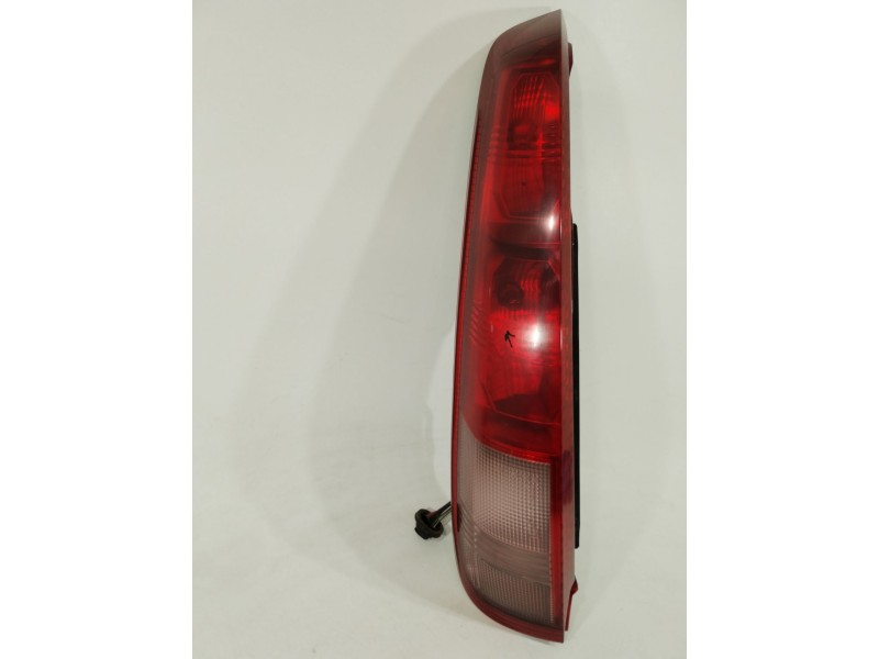 Recambio de piloto trasero izquierdo para nissan x-trail (t30) comfort referencia OEM IAM 26555EQ025  