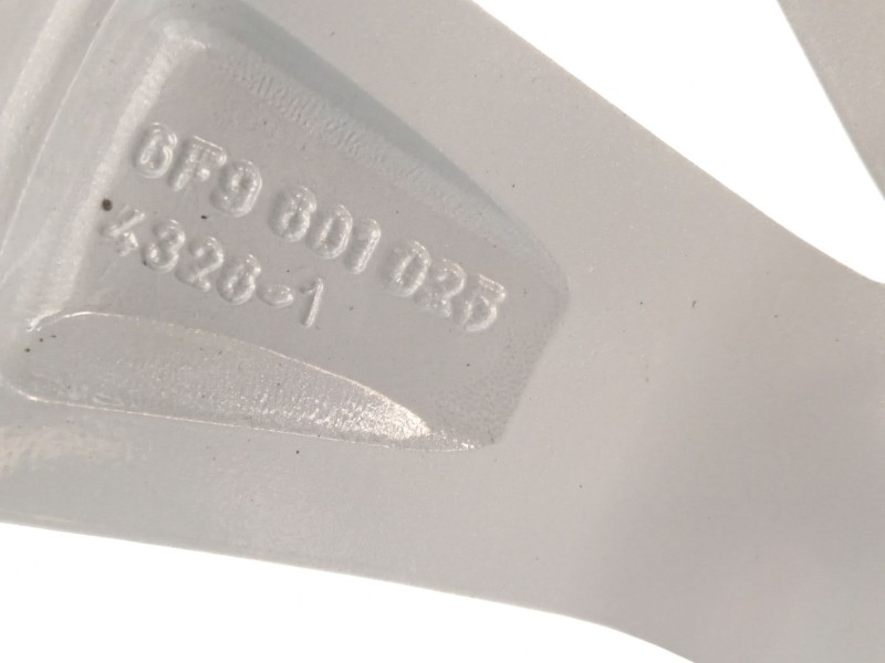 Recambio de llanta para seat arona xperience referencia OEM IAM 6F9601025  