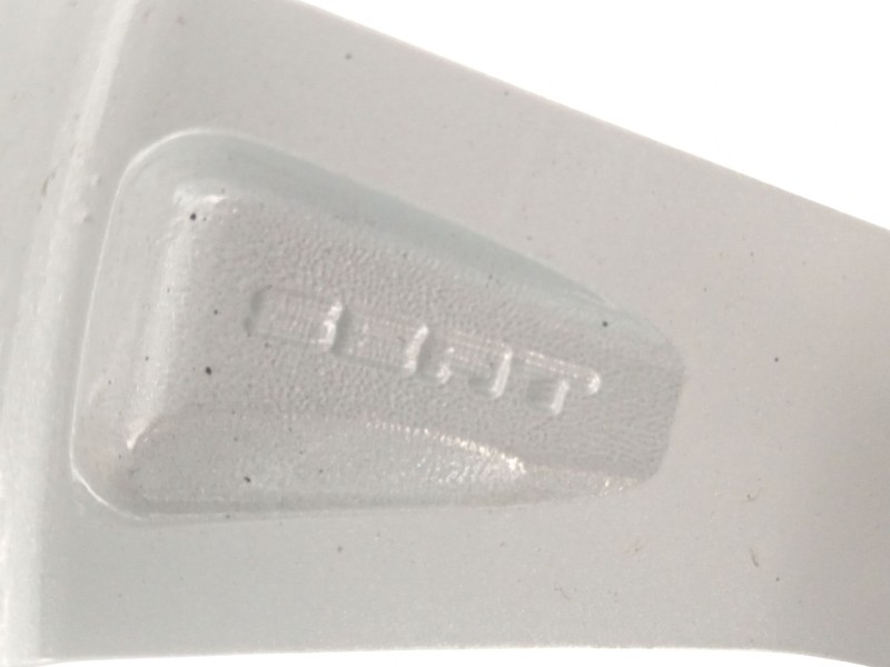 Recambio de llanta para seat arona xperience referencia OEM IAM 6F9601025  