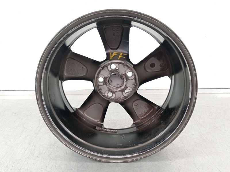 Recambio de llanta para toyota rav 4 advance hybrid referencia OEM IAM 4261142600  