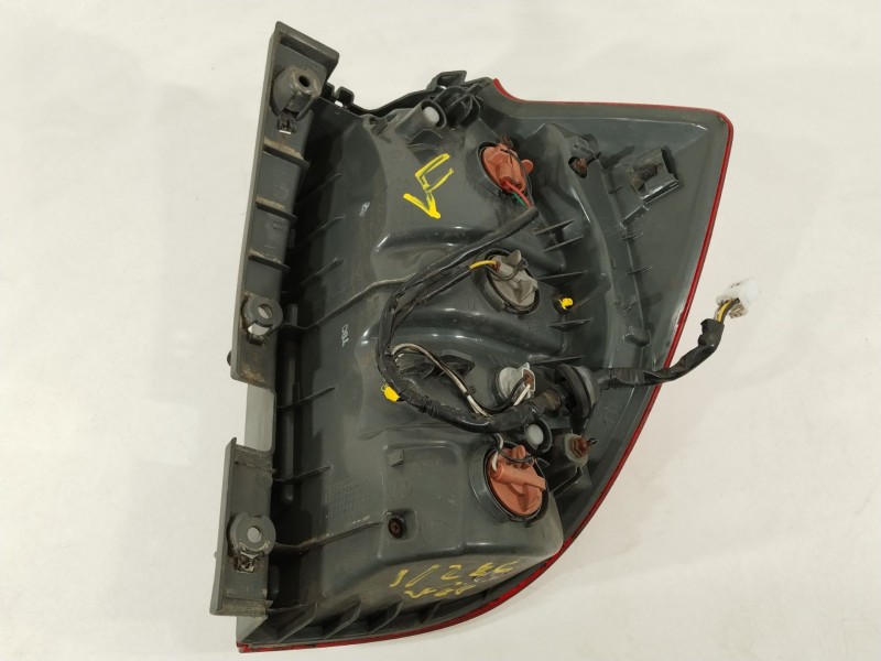 Recambio de piloto trasero izquierdo para kia cee´d emotion referencia OEM IAM 924011H300  