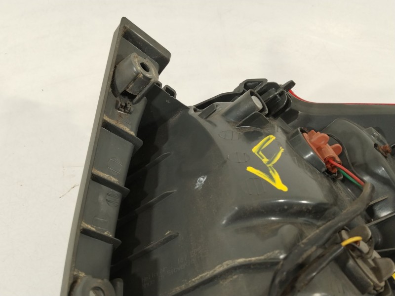 Recambio de piloto trasero izquierdo para kia cee´d emotion referencia OEM IAM 924011H300  