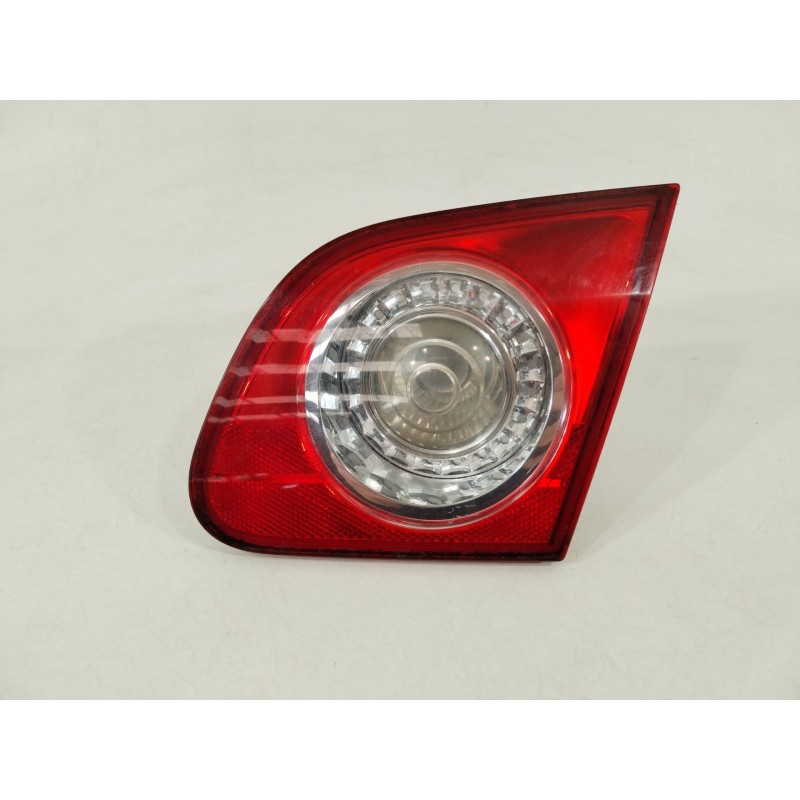 Recambio de piloto trasero derecho en porton para volkswagen passat berlina (3c2) advance plus referencia OEM IAM 3C5945094E  