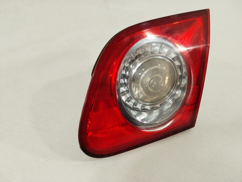 Recambio de piloto trasero derecho en porton para volkswagen passat berlina (3c2) advance plus referencia OEM IAM 3C5945094E  