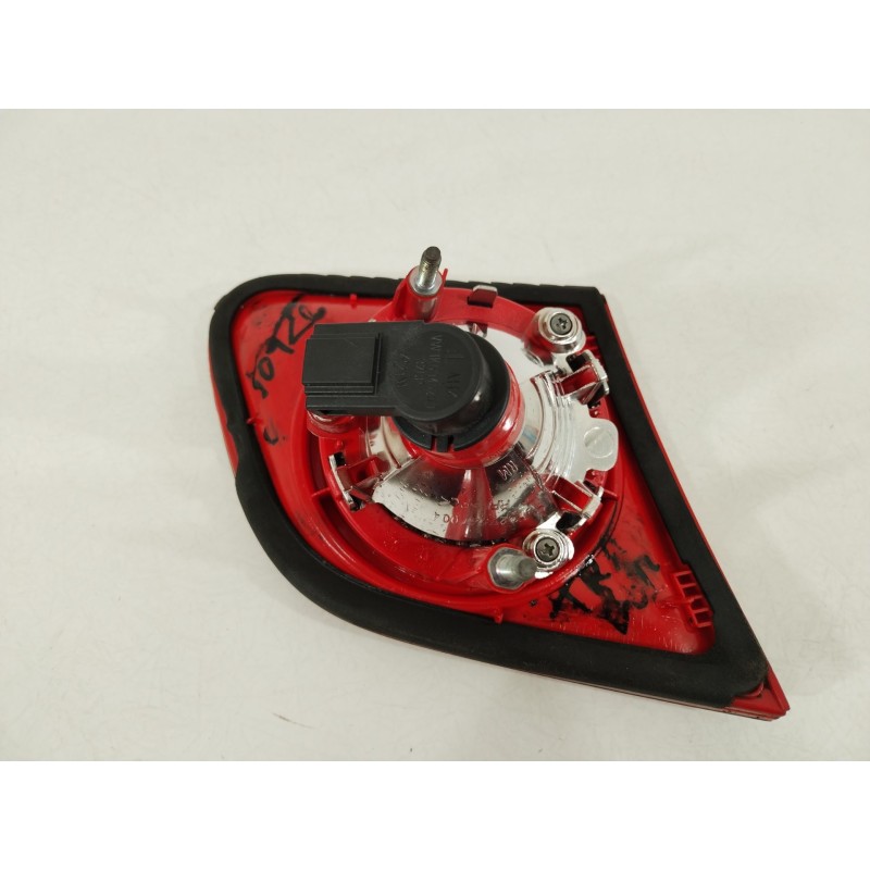 Recambio de piloto trasero derecho en porton para volkswagen passat berlina (3c2) advance plus referencia OEM IAM 3C5945094E  