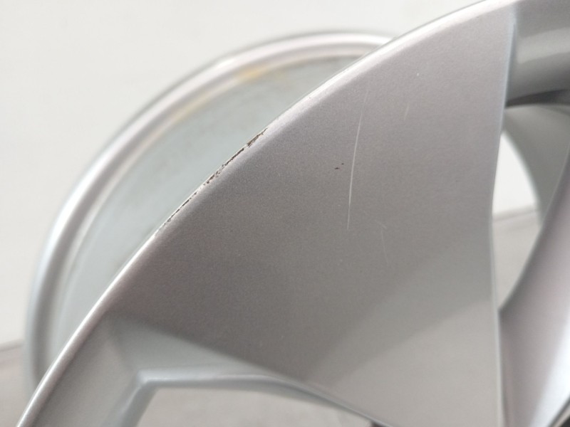 Recambio de llanta para skoda octavia combi (5e5) ambition referencia OEM IAM 5E3601025  