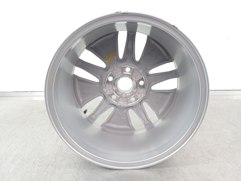 Recambio de llanta para skoda octavia combi (5e5) ambition referencia OEM IAM 5E3601025  