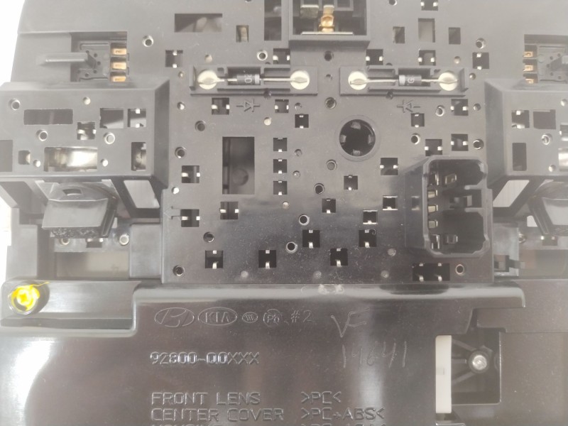 Recambio de luz interior para hyundai i20 iii (bc3, bi3) 1.2 referencia OEM IAM 92800Q0210  