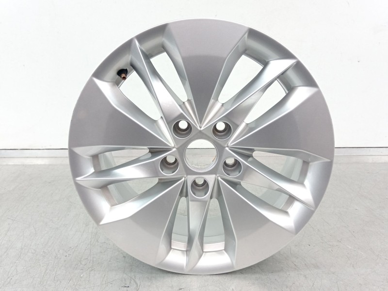 Recambio de llanta para skoda octavia combi (5e5) ambition referencia OEM IAM 5E3601025  