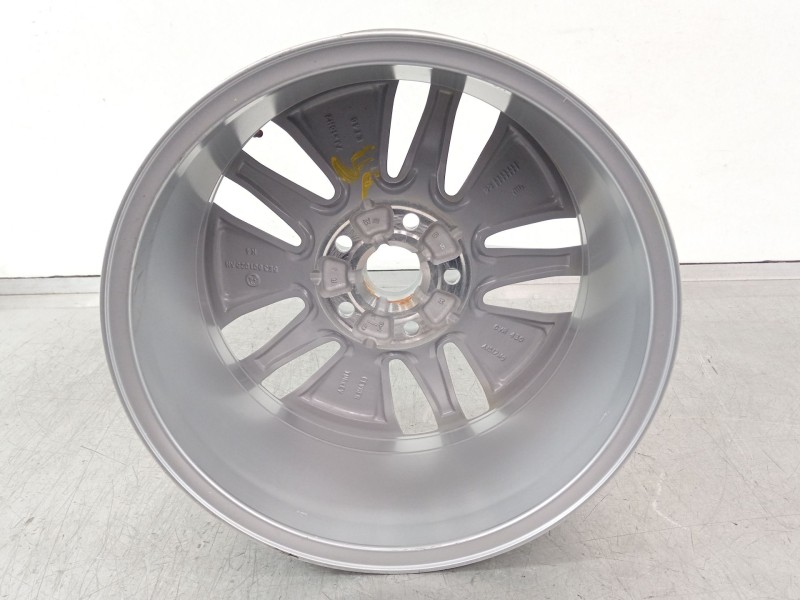 Recambio de llanta para skoda octavia combi (5e5) ambition referencia OEM IAM 5E3601025  