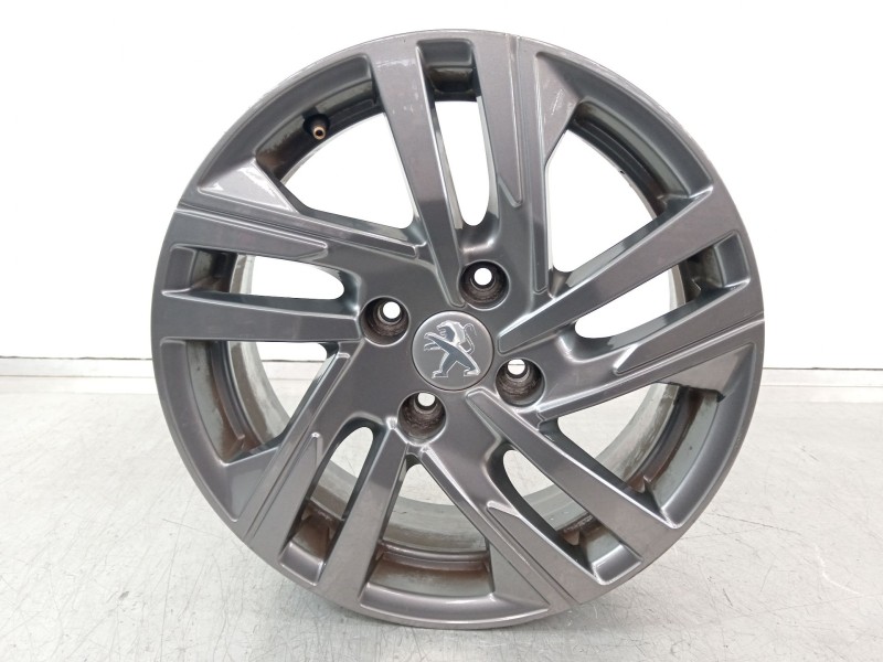 Recambio de llanta para peugeot 208 2020 referencia OEM IAM 9829566277  
