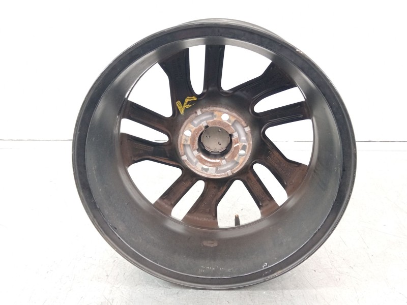 Recambio de llanta para peugeot 208 2020 referencia OEM IAM 9829566277  