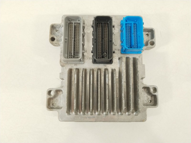 Recambio de centralita motor uce para opel ampera (r12) ev 150 referencia OEM IAM 12649603  