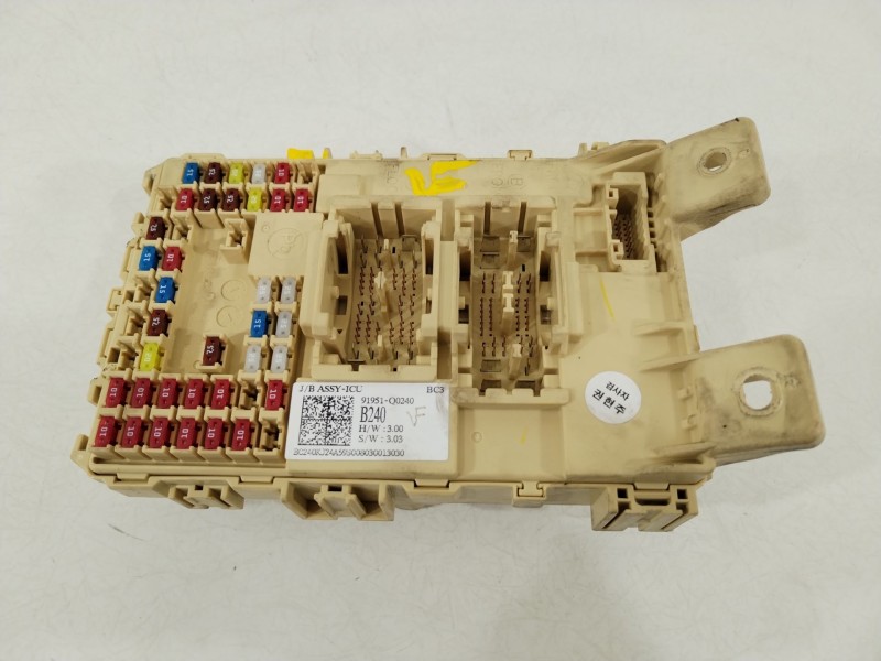 Recambio de caja reles / fusibles para hyundai i20 iii (bc3, bi3) 1.2 referencia OEM IAM 91951Q0240  