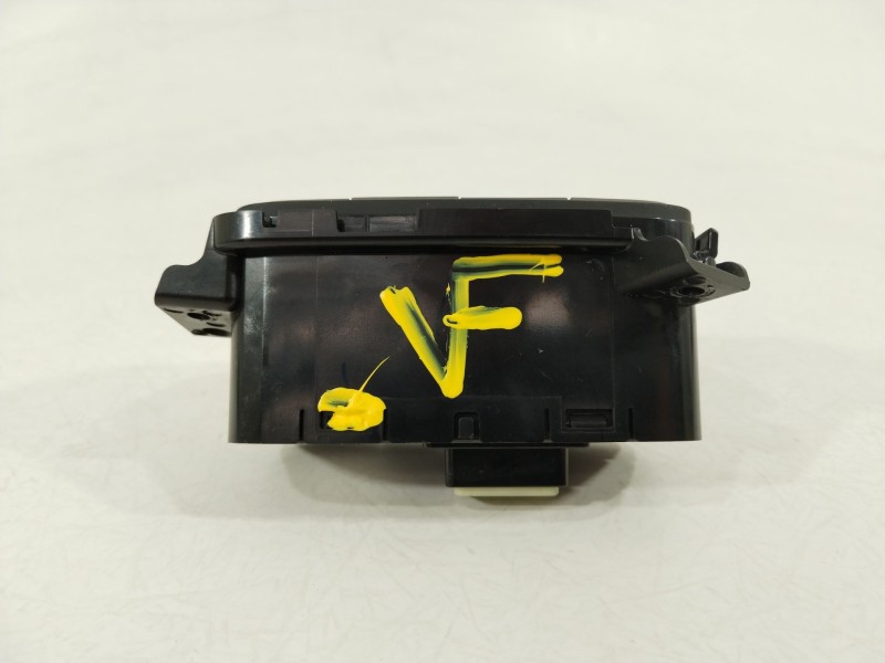 Recambio de mando multifuncion para hyundai i20 iii (bc3, bi3) 1.2 referencia OEM IAM 93700Q0010NNB  